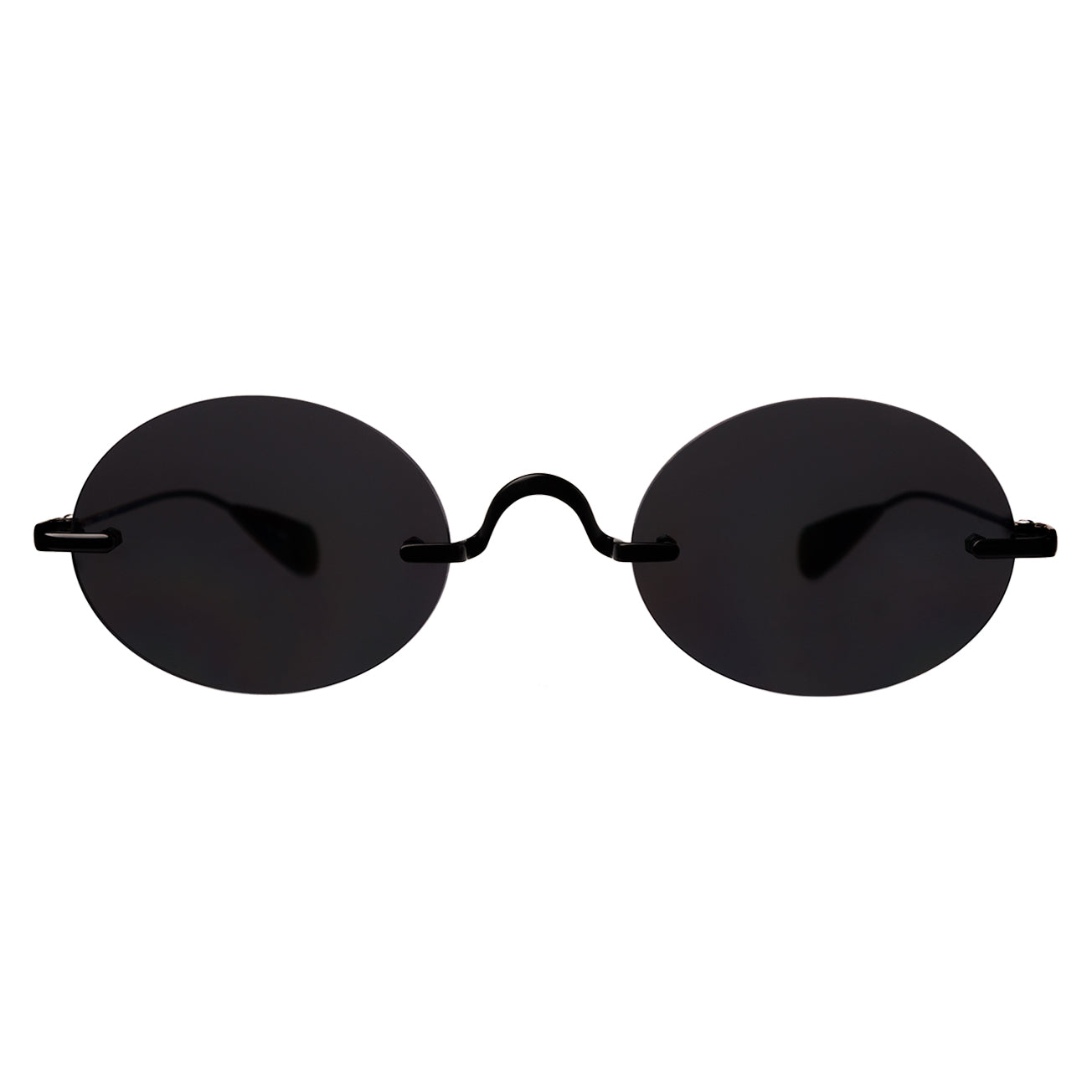 Havana Sunglasses in Matte Black with Grey lenses at an isometric angle